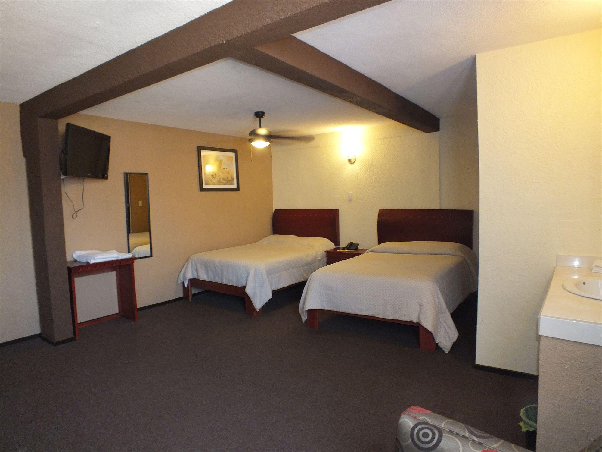 Hotel Rincon Real Suites Durango Dış mekan fotoğraf