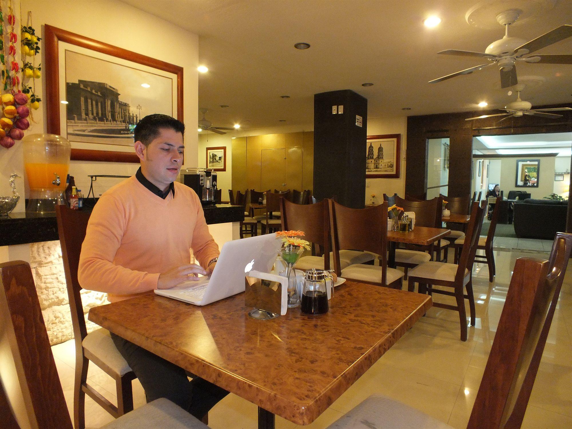 Hotel Rincon Real Suites Durango Dış mekan fotoğraf