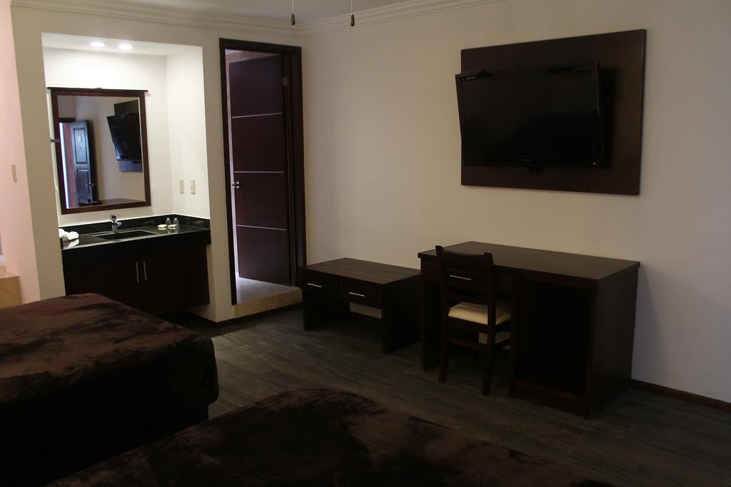 Hotel Rincon Real Suites Durango Dış mekan fotoğraf