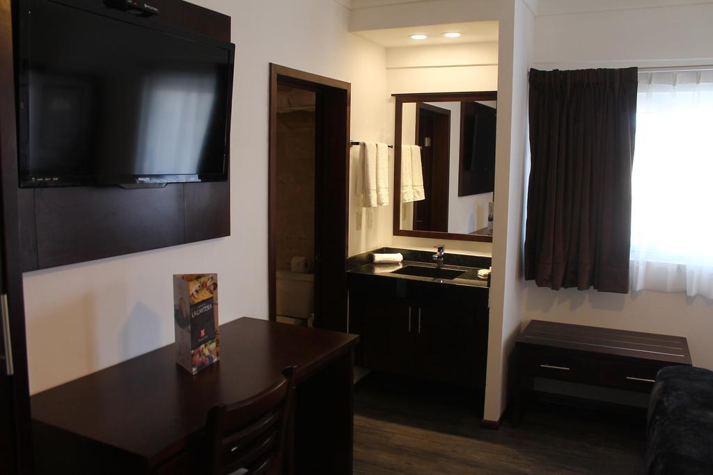 Hotel Rincon Real Suites Durango Dış mekan fotoğraf